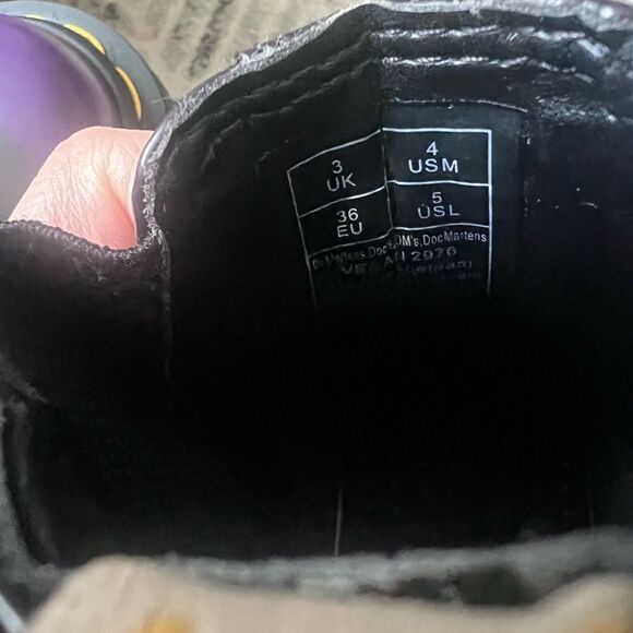 DR. MARTENS 2976 VEGAN Boots Girl size 4 M - Picture 3 of 10